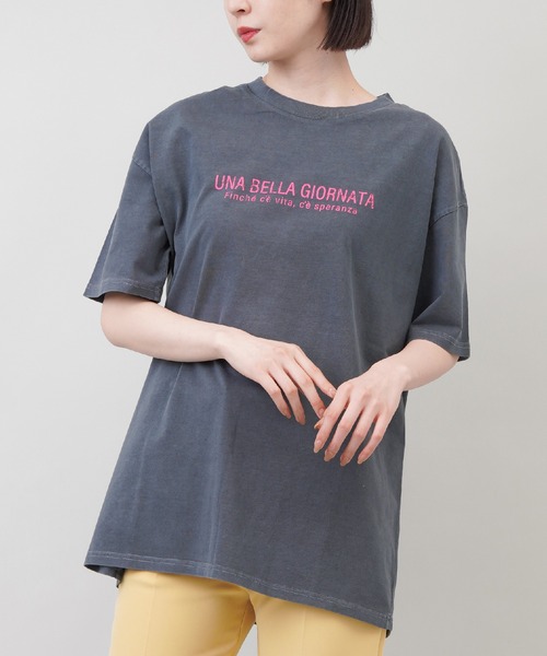 SPINNS（スピンズ）の「ゆったりシルエット ピグメント加工バックフォトTシャツ（Tシャツ/カットソー・レディース・オフホワイト/ピンク/スミクロ・ONESIZE）」の10枚目の写真