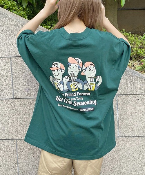 WEGO（ウィゴー）の「WEGO/ボーイズロゴビッグシルエット半袖Tシャツ（Tシャツ/カットソー・メンズ・ホワイト/ダークグリーン/イエロー/ブルー/ベージュ系その他/スミクロ/グリーン系その他・MEDIUM/LARGE）」の5枚目の写真