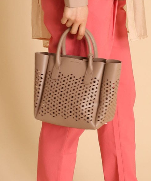 Cepica（セピカ）の「カットワークトート Ｓサイズ（トートバッグ・レディース・パープル/ベージュ/イエロー・ONE SIZE）」の15枚目の写真