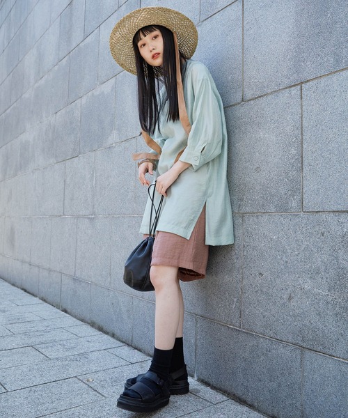 mikke(ミッケ)の「2WAYチョーカー風 バルーンスリーブ オーバーサイズブラウス(シャツ/ブラウス・レディース・ブラック/オフホワイト/グリーン・FREE)」の20枚目の写真