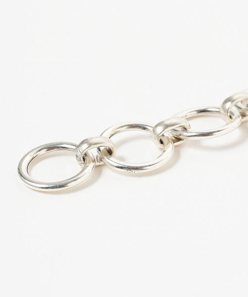 Ray BEAMS（レイビームス）の「Otro Accesorio / サークル チェーン ピアス（ピアス（片耳用）・レディース・シルバー・ONE SIZE）」の3枚目の写真