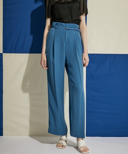 UNITED TOKYO（ユナイテッドトウキョウ）の「ワンタックセミワイドパンツ（スラックス・レディース・ブラック/ブルー/アイボリー/バーガンディー・1/2/3）」の4枚目の写真
