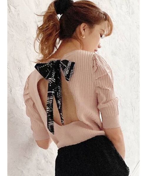 RESEXXY（リゼクシー）の「バックオープンニットトップス（ニット/セーター・レディース・ブラック/ピンク/グリーン/ベージュ・FREE）」の4枚目の写真