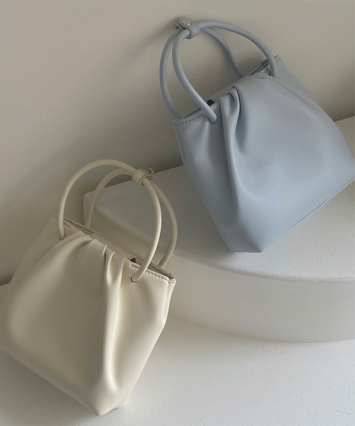 LA VORAGINE（ラ ヴォラジネ）の「スクエア　コンパクトショルダーバッグ/ハンドバッグ（ハンドバッグ・レディース・ホワイト/ネイビー/イエロー/ブラック・FREE）」の6枚目の写真