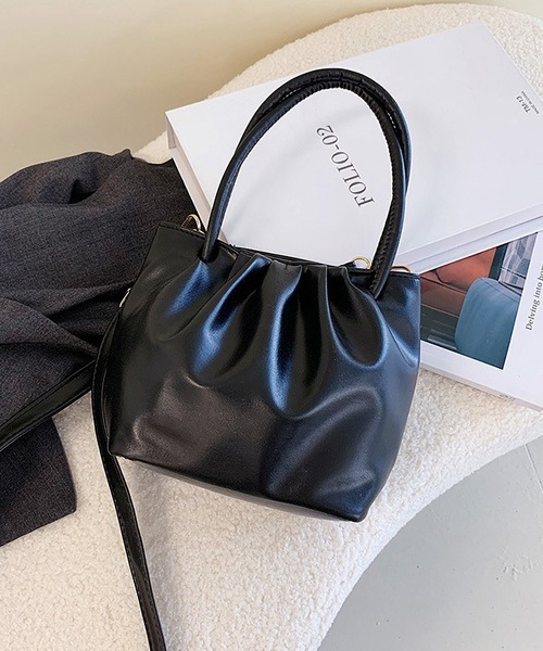 LA VORAGINE（ラ ヴォラジネ）の「スクエア　コンパクトショルダーバッグ/ハンドバッグ（ハンドバッグ・レディース・ホワイト/ネイビー/イエロー/ブラック・FREE）」の7枚目の写真