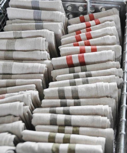 DULTON（ダルトン）の「CHAMBRAY KITCHEN CLOTH/シャンブレー キッチン クロス（ランチョンマット/テーブルウェア・メンズ・ネイビー/レッド/オリーブ・FREE）」の6枚目の写真