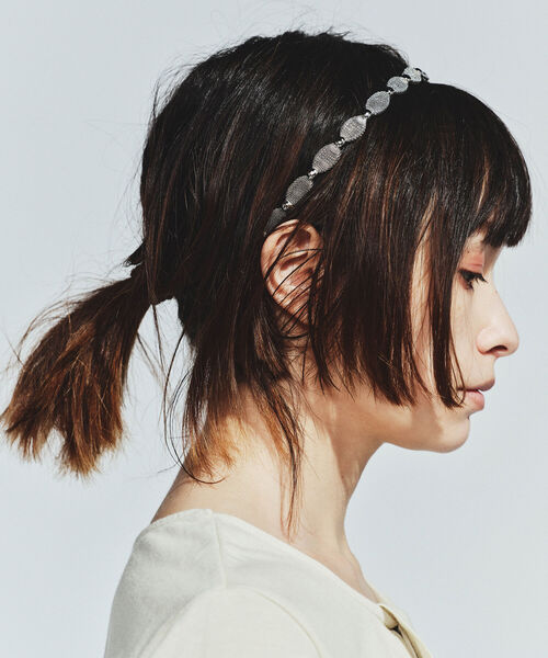 Ray BEAMS（レイビームス）の「RBS / メッシュチェーン カチューシャ（その他ヘアアクセサリー・レディース・シルバー/ゴールド・ONE SIZE）」の2枚目の写真