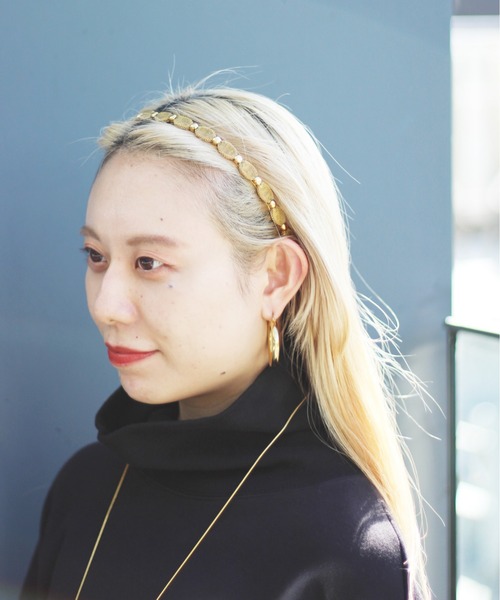 Ray BEAMS（レイビームス）の「RBS / メッシュチェーン カチューシャ（その他ヘアアクセサリー・レディース・シルバー/ゴールド・ONE SIZE）」の9枚目の写真