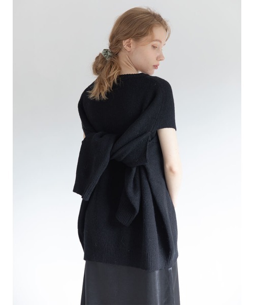 Ayla(アイラ)の「cut design sweater(ニット/セーター・レディース・ホワイト/ブラック・FREE)」の4枚目の写真