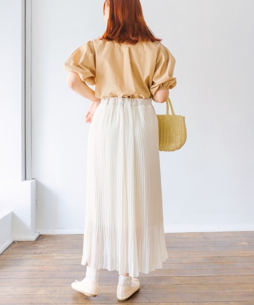 nemne store(ネンネストア)の「マカロンを焼くアシメフリルシャツ(シャツ/ブラウス・レディース・ベージュ/オフホワイト/チェック・フリー)」の5枚目の写真