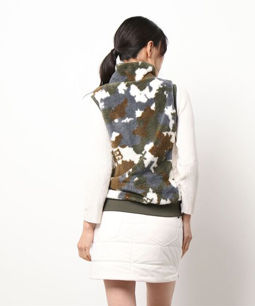 FILA(フィラ)の「【FILA GOLF/フィラゴルフ】セットアイテム 上下着脱式 ワンピース ワンポイントロゴ ボアフリース ベスト 中綿入りスカート(ワンピース・レディース・カーキ/グレー/ブラック・M/L/LL)」の21枚目の写真