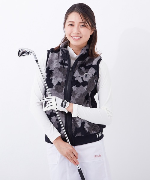 FILA(フィラ)の「【FILA GOLF/フィラゴルフ】セットアイテム 上下着脱式 ワンピース ワンポイントロゴ ボアフリース ベスト 中綿入りスカート(ワンピース・レディース・カーキ/グレー/ブラック・M/L/LL)」の1枚目の写真