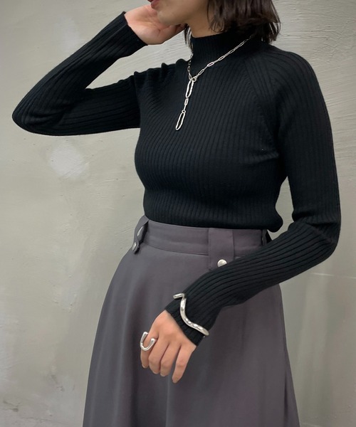 &g'aime(アンジェム)の「【&g’aime】ウォッシャブルウールリブニット(ニット/セーター・レディース・ブラック/カーキ/ライトグレー/ブラウン・FREE)」の9枚目の写真