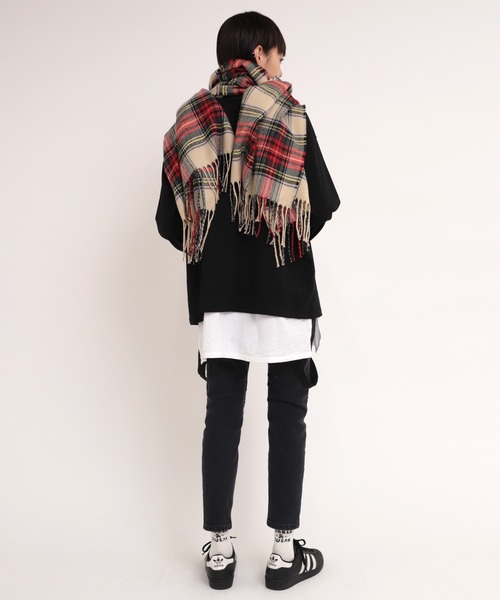 RNA（アールエヌエー）の「E4812 チェックワイドストール（ストール/ショール・レディース・ネイビー/ブラウン/グレー/アイボリー・FREE）」の22枚目の写真