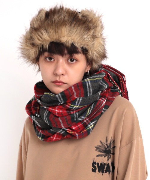 RNA（アールエヌエー）の「E4812 チェックワイドストール（ストール/ショール・レディース・ネイビー/ブラウン/グレー/アイボリー・FREE）」の11枚目の写真