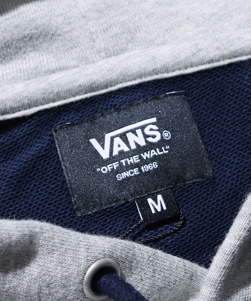 VANS（バンズ）の「VANS/ヴァンズ M VANS Switch Hoodie Sweat フロントロゴ フーディー（パーカー・メンズ・ホワイト/ベージュ/ネイビー・M/L/XL）」の16枚目の写真