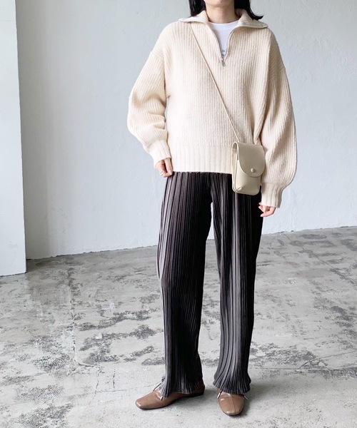 LIAN（リアン）の「ハーフジップニットプルオーバー（ニット/セーター・レディース・アイボリー/ブラック/ベージュ・FREE）」の17枚目の写真