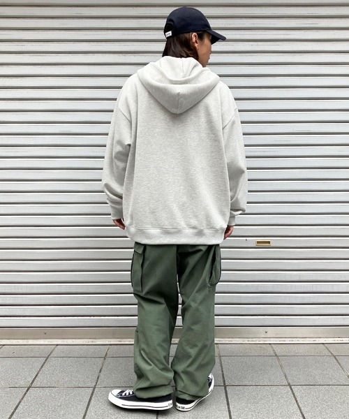 Snap club（スナップクラブ）の「【Snap club】裏起毛ワンポイント刺繍ロゴ オーバーサイズ フルジップパーカー（パーカー・メンズ・ブラック/オートミール/ネイビー/グリーン系/グレー系/ブラック系・M/L）」の18枚目の写真