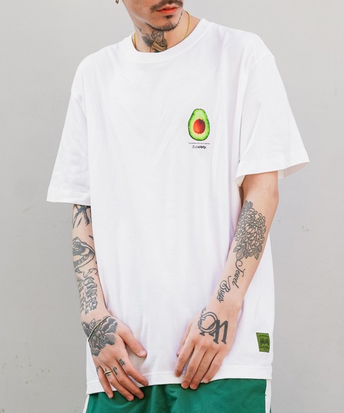 Subciety（サブサエティ）の「AVOCADO TEE（Tシャツ/カットソー・メンズ・ホワイト/ブラック/グリーン・MEDIUM/LARGE/X-LARGE/XX-LARGE/SMALL）」の2枚目の写真