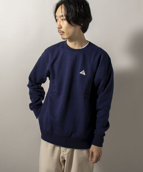 GEVACO（ゲバコ）の「【GEVACO/ゲバコ】ワンポイント クルーネックスウェット（スウェット・メンズ・ネイビー/グレー/オフホワイト・MEDIUM/LARGE）」の1枚目の写真