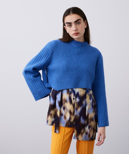 UNITED TOKYO（ユナイテッドトウキョウ）の「テクスチャーショートニット（ニット/セーター・レディース・ブラック/ブルー・FREE）」の4枚目の写真