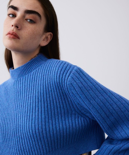 UNITED TOKYO（ユナイテッドトウキョウ）の「テクスチャーショートニット（ニット/セーター・レディース・ブラック/ブルー・FREE）」の19枚目の写真