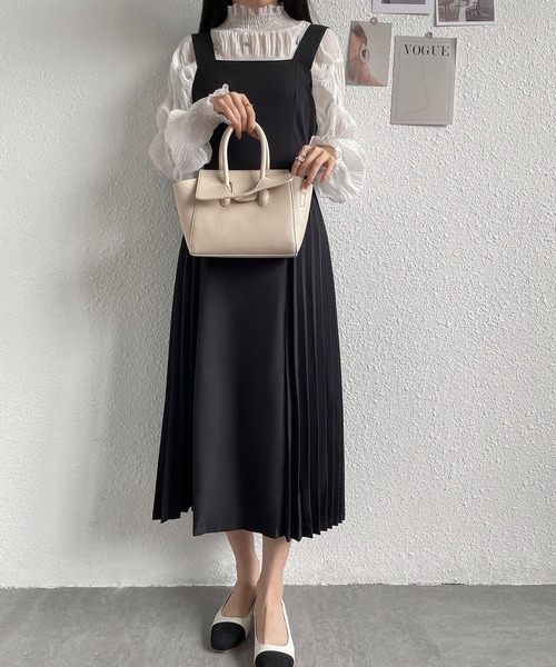 MAISON DE THERESE（メゾン ド テレーズ）の「ウエスト紐　プリーツキャミワンピース（ワンピース・レディース・ブラック/ベージュ・MEDIUM）」の7枚目の写真