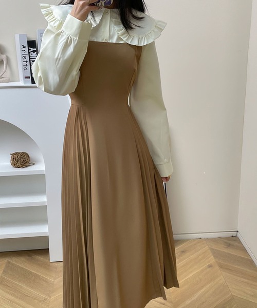 MAISON DE THERESE（メゾン ド テレーズ）の「ウエスト紐　プリーツキャミワンピース（ワンピース・レディース・ブラック/ベージュ・MEDIUM）」の3枚目の写真