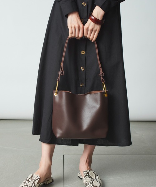 SETUP7(セットアップセブン)の「【SETUP7】シンプルワンショルダー KNF(ショルダーバッグ・レディース・ホワイト/ブラック/ダークブラウン/ベージュ・FREE)」の7枚目の写真