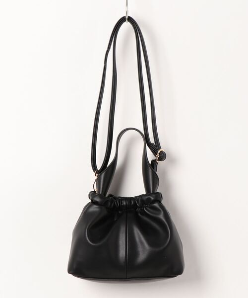 MONICA（モニカ）の「ウェーブハンドルミニバッグ（ショルダーバッグ・レディース・ブラック/グレイッシュベージュ/アイボリー/グリーン・FREE）」の5枚目の写真