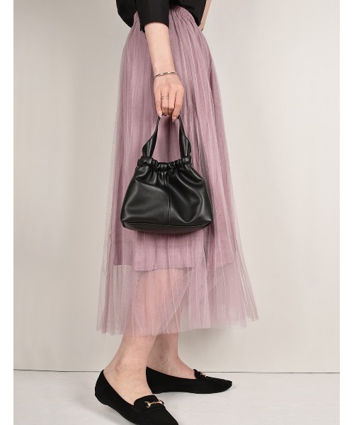 MONICA（モニカ）の「ウェーブハンドルミニバッグ（ショルダーバッグ・レディース・ブラック/グレイッシュベージュ/アイボリー/グリーン・FREE）」の11枚目の写真