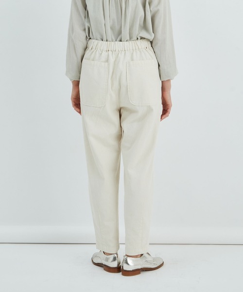 conges payes ADIEU TRISTESSE（コンジェ ペイエ アデュートリステス）の「ダーツヘムパンツ（その他パンツ・レディース・チャコール/キナリ・38）」の12枚目の写真