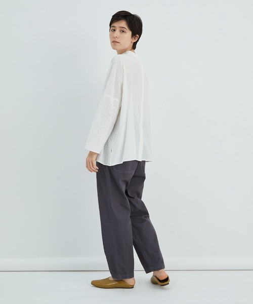 conges payes ADIEU TRISTESSE（コンジェ ペイエ アデュートリステス）の「ダーツヘムパンツ（その他パンツ・レディース・チャコール/キナリ・38）」の13枚目の写真