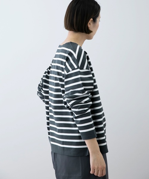 EKAL（エカル）の「EKAL　コハニングボーダーTシャツ（Tシャツ/カットソー・レディース・ブラック系その他/ブラウン系その他/オレンジ系・FREE）」の11枚目の写真