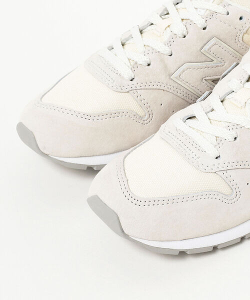 B:MING by BEAMS(ビーミングバイビームス)の「NEW BALANCE / CM996(スニーカー・レディース・ホワイト/グレー・22.5cm/23.0cm/23.5cm/24.0cm/24.5cm)」の3枚目の写真