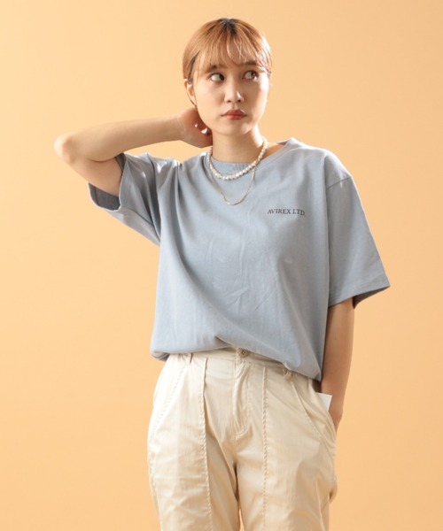 AVIREX(アヴィレックス)の「ガールズ アイ パッチ Tシャツ/GIRLS EYE PATCH T-SHIRT(Tシャツ/カットソー・レディース・ホワイト/ブラック/ベージュ/サックスブルー・MEDIUM/LARGE/X-LARGE)」の10枚目の写真