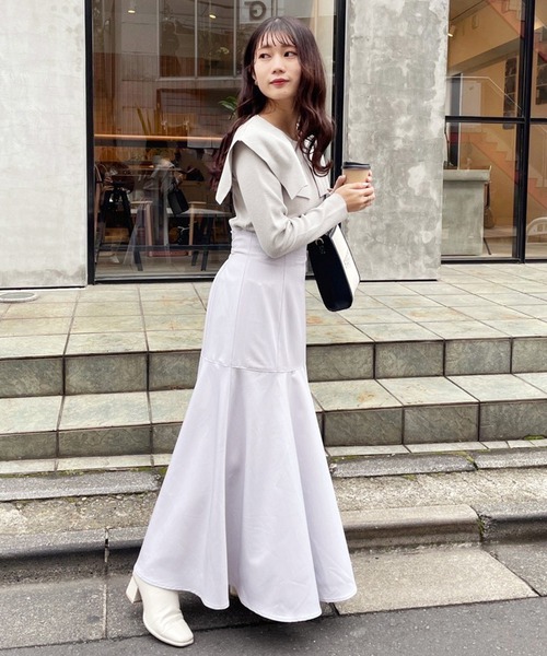 one after another NICE CLAUP(ワンアフターアナザーナイスクラップ)の「Sサイズあり スリットマーメイドスカート(スカート・レディース・ネイビー/ブルー/アイボリー/グレー系その他・SMALL/MEDIUM)」の14枚目の写真