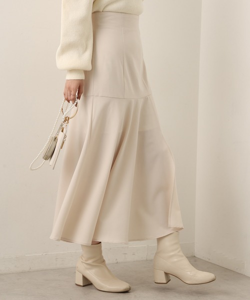 one after another NICE CLAUP(ワンアフターアナザーナイスクラップ)の「Sサイズあり スリットマーメイドスカート(スカート・レディース・ネイビー/ブルー/アイボリー/グレー系その他・SMALL/MEDIUM)」の10枚目の写真