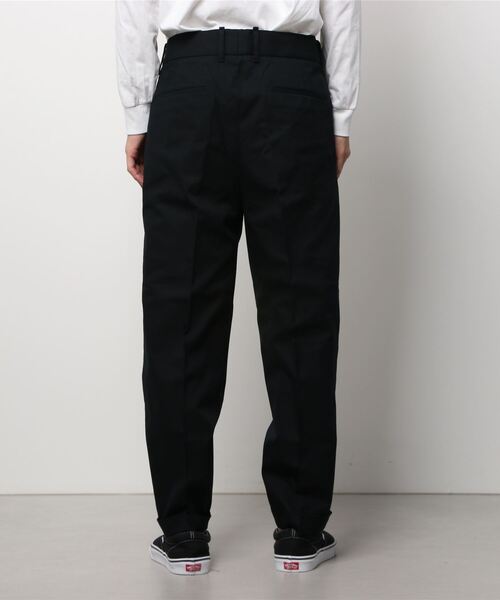 ALLSAINTS(オールセインツ)の「NARA CROPPED TAILORED TROUSERS | NARA クロップド テイラード トラウザー(スラックス・メンズ・ブラック・30/28/33/31/32)」の3枚目の写真