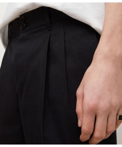 ALLSAINTS(オールセインツ)の「NARA CROPPED TAILORED TROUSERS | NARA クロップド テイラード トラウザー(スラックス・メンズ・ブラック・30/28/33/31/32)」の6枚目の写真
