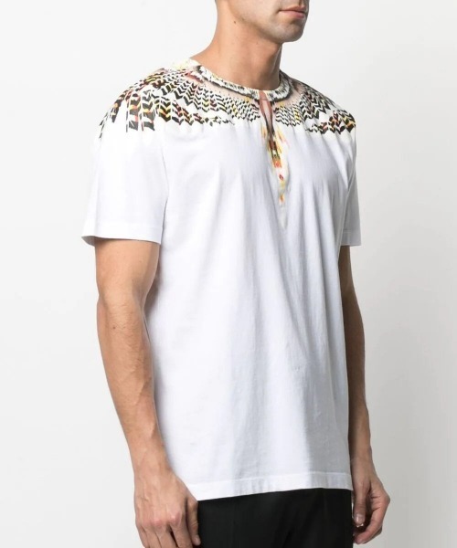 MARCELO BURLON(マルセロ・バーロン)の「【MARCELO BURLON】GRIZZLY WINGS REGULAR TEE(Tシャツ/カットソー・メンズ・ホワイト系その他/ホワイト×イエロー・M/L)」の6枚目の写真