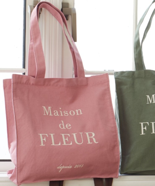 Maison de FLEUR(メゾンドフルール)の「ブランドロゴ刺繍スクエアトートバッグ(トートバッグ・レディース・ブラウン/ピンク/ブラック/ブルー/グリーン/イエロー/ピンク系その他・FREE)」の6枚目の写真