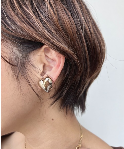 A part by（アパートバイ）の「ハートモチーフイヤリング　280502（イヤリング・レディース・シルバー/ゴールド・FREE）」の2枚目の写真