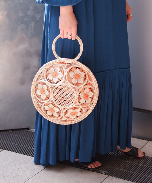 Aresense(アーセンス)の「JARDIN DEL CIELO/ジャーディンデルシエロ BOMBONERO/ボンボネロ(かごバッグ・レディース・オレンジ・ONE SIZE)」の2枚目の写真