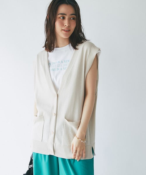 un dix cors（アンディコール）の「レイヤードで上級者　深Vネックニットベスト（ベスト・レディース・ライトベージュ/モカ/チャコール・FREE）」の6枚目の写真