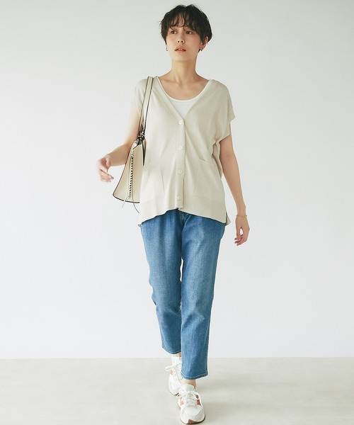 un dix cors（アンディコール）の「レイヤードで上級者　深Vネックニットベスト（ベスト・レディース・ライトベージュ/モカ/チャコール・FREE）」の14枚目の写真