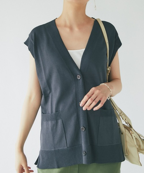 un dix cors（アンディコール）の「レイヤードで上級者　深Vネックニットベスト（ベスト・レディース・ライトベージュ/モカ/チャコール・FREE）」の15枚目の写真