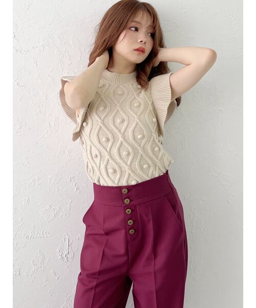 RESEXXY(リゼクシー)の「ラッフルケーブルニットトップス(ニット/セーター・レディース・アイボリー/ブラック/マスタード/グリーン・FREE)」の13枚目の写真