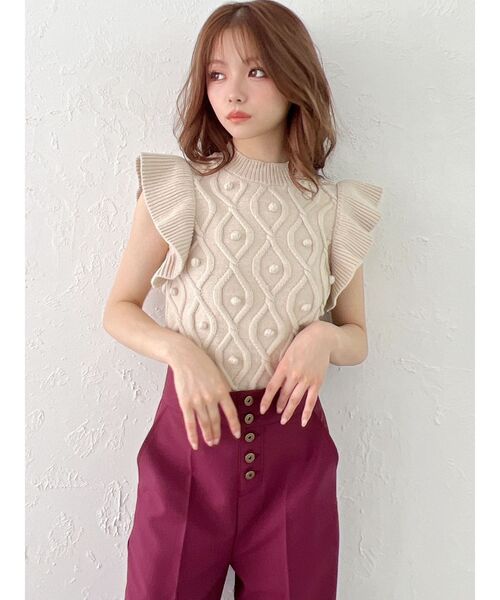RESEXXY(リゼクシー)の「ラッフルケーブルニットトップス(ニット/セーター・レディース・アイボリー/ブラック/マスタード/グリーン・FREE)」の16枚目の写真