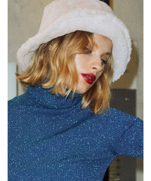 jouetie（ジュエティ）の「カラーファーハット（ハット・レディース・ブラック/レッド/ブルー/アイボリー・FREE）」の2枚目の写真